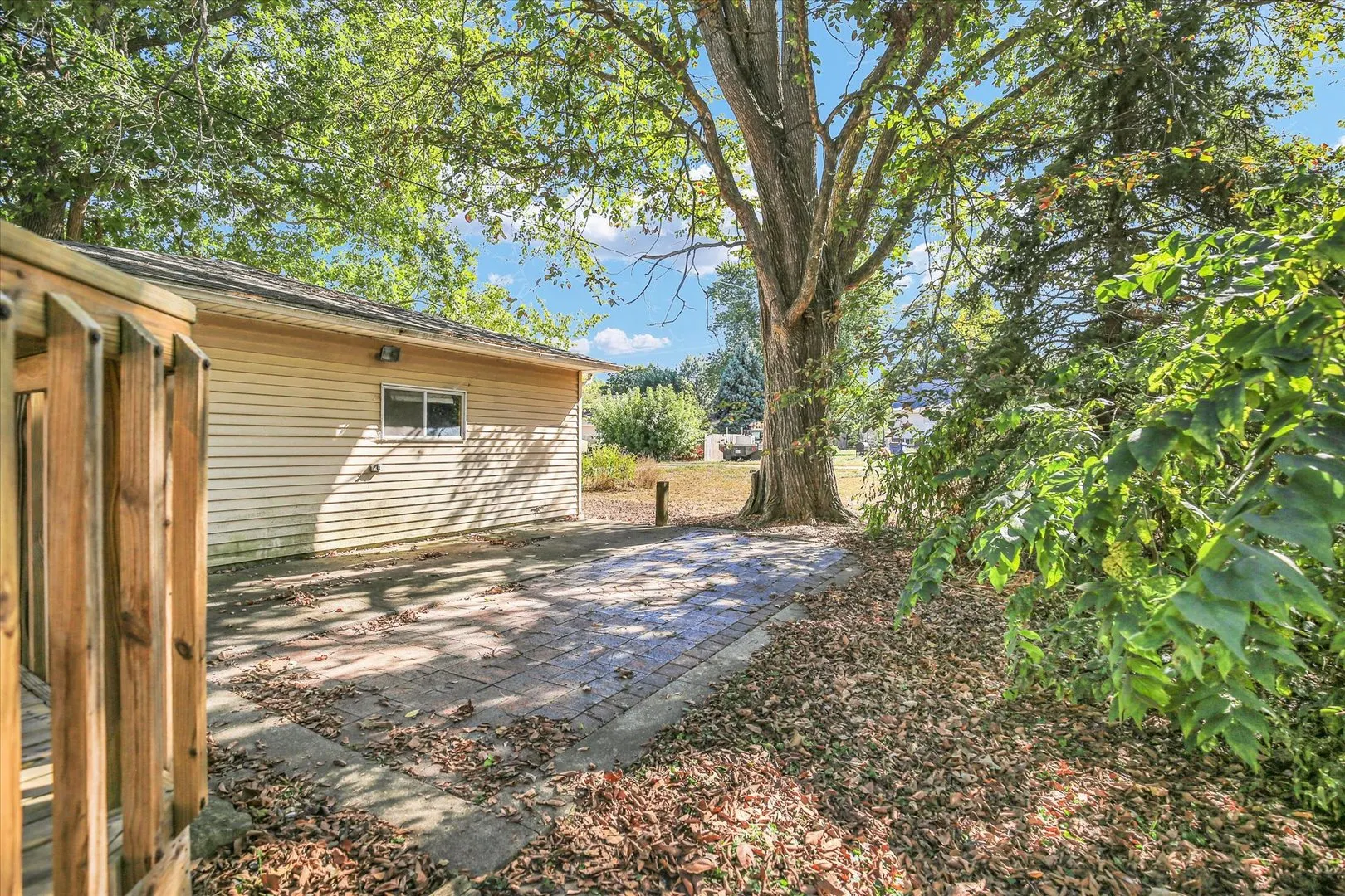 206 E Illinois Street IL