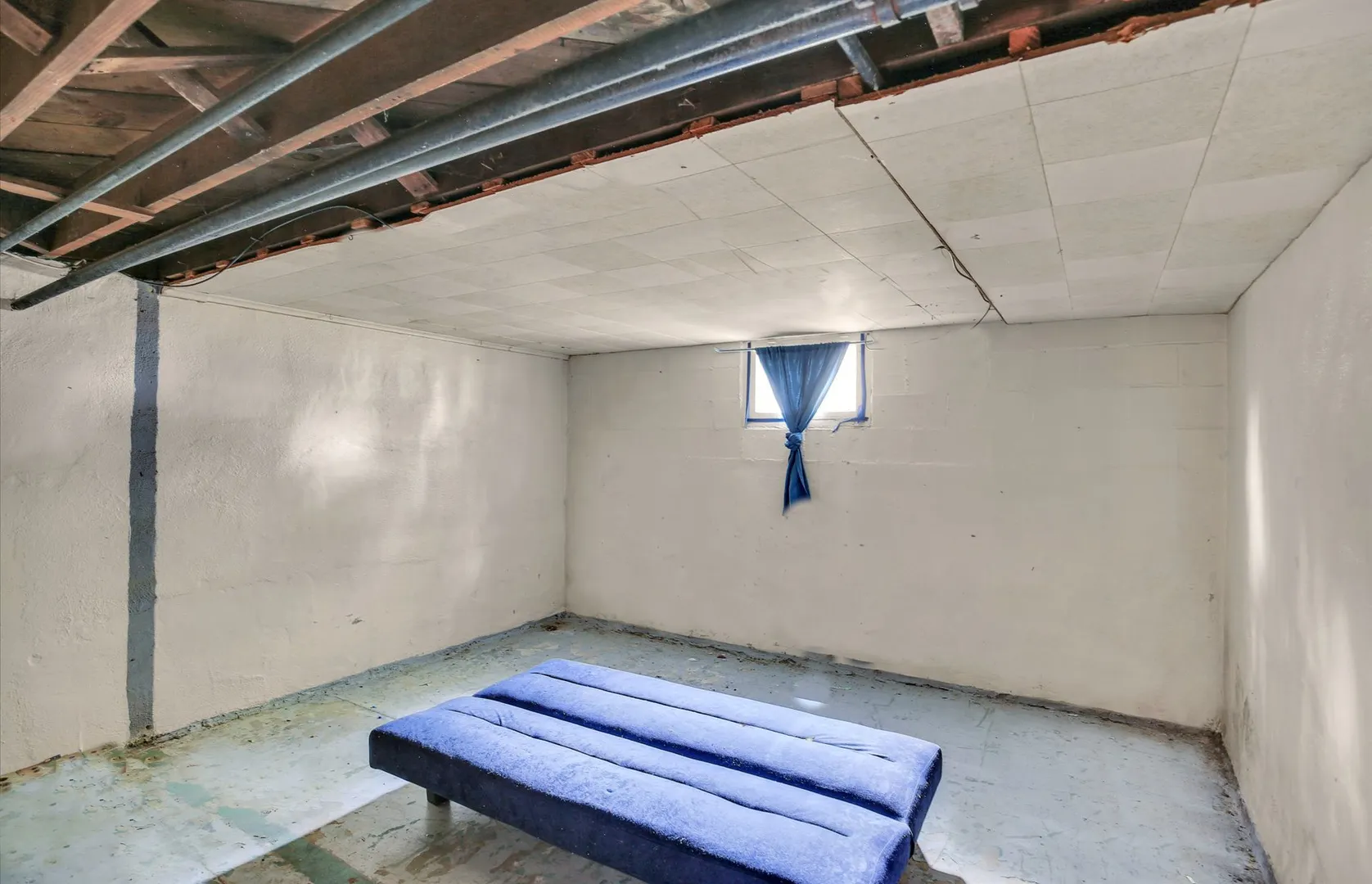 206 E Illinois Street IL