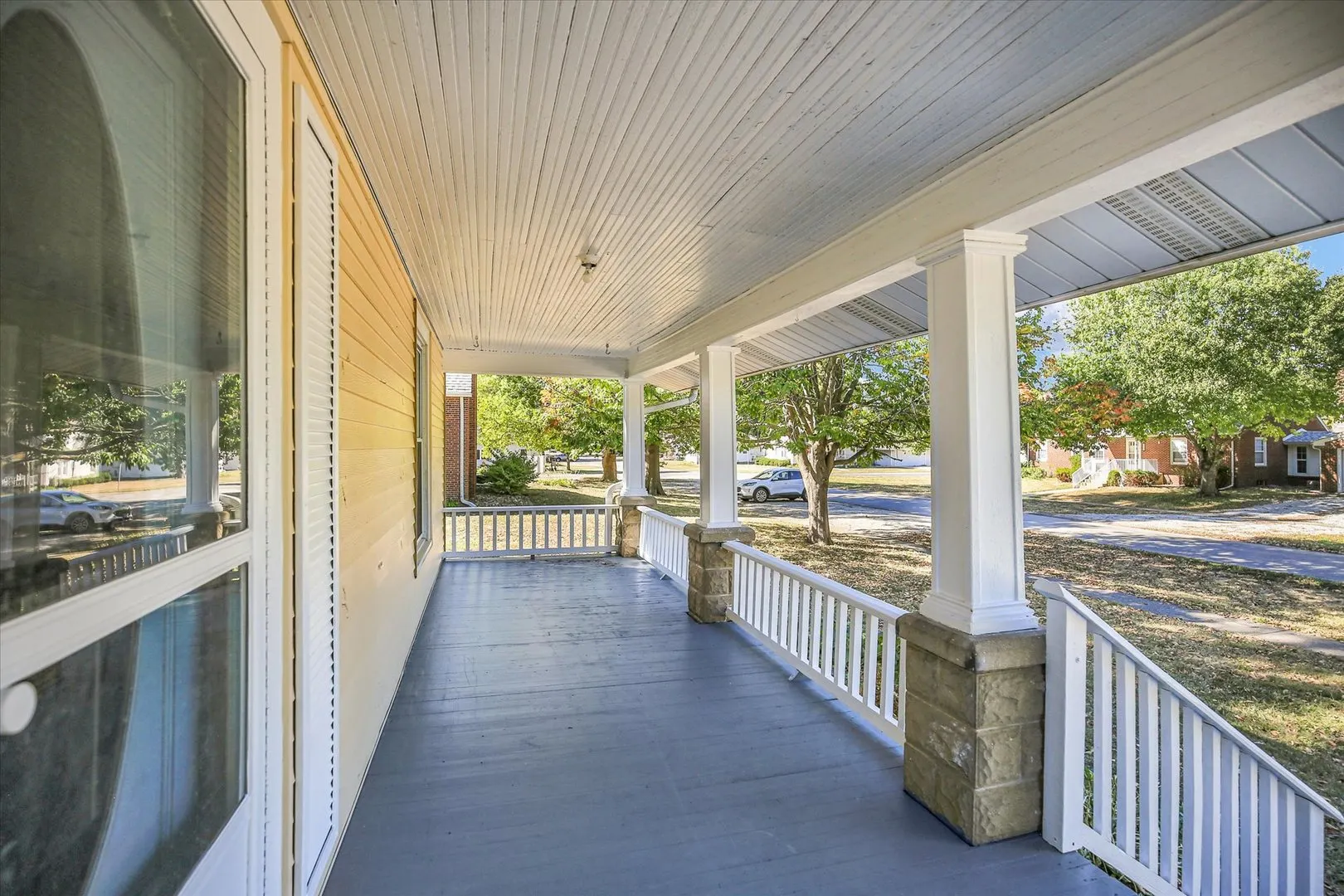 206 E Illinois Street IL