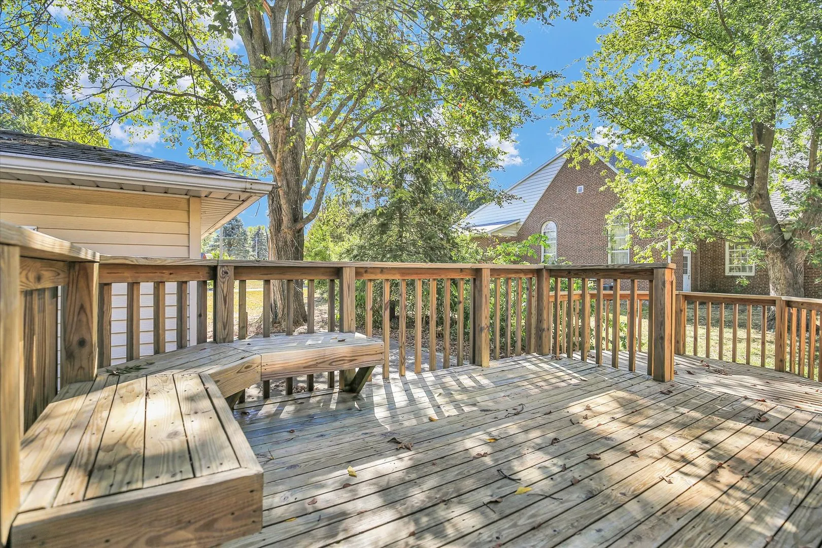 206 E Illinois Street IL
