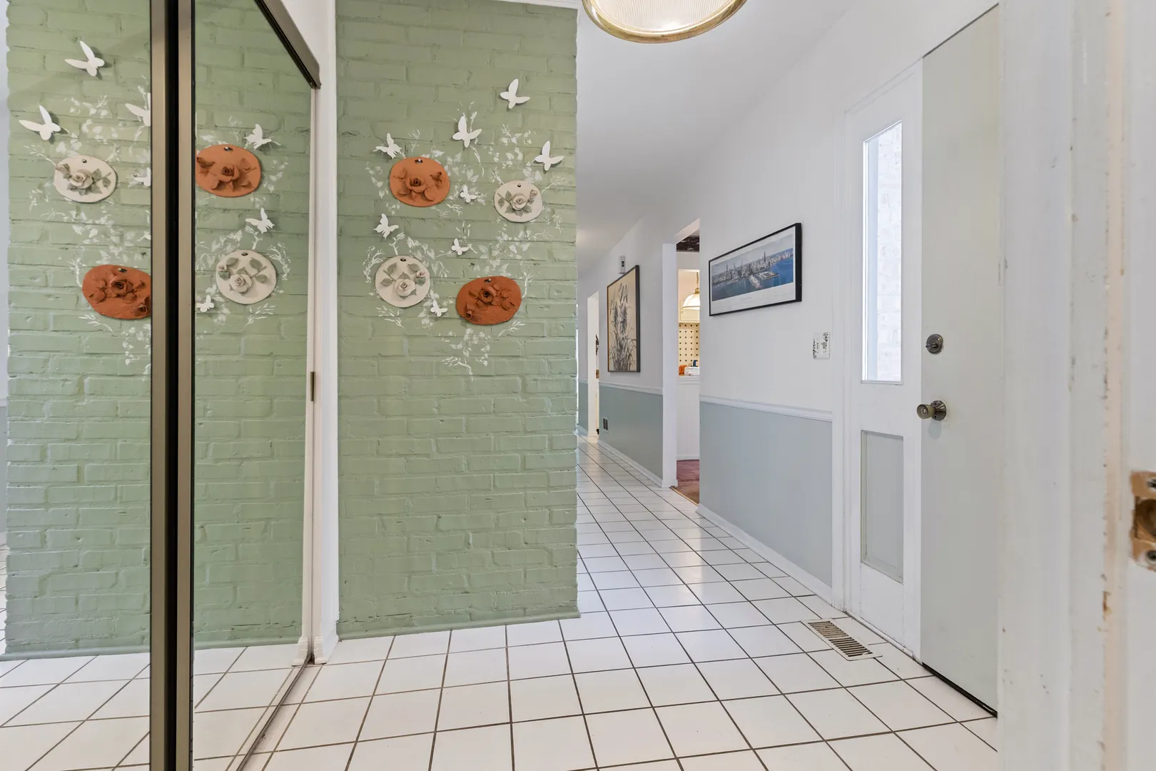 1357 Bristol Lane IL