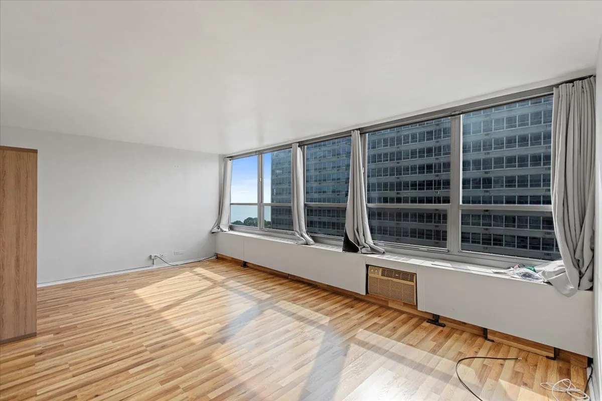 3550 N Lake Shore Drive 1925 IL