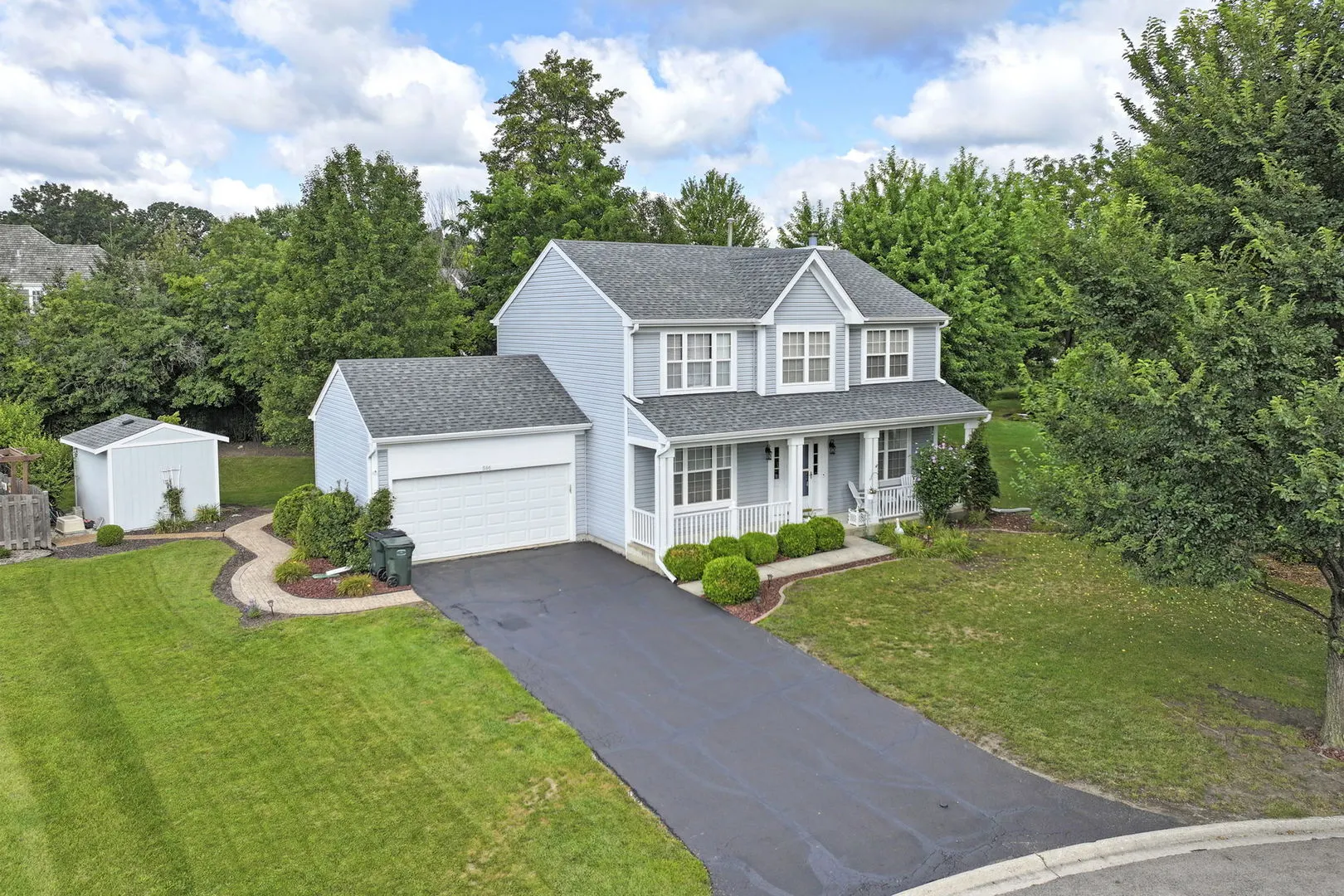 586 Harvard Court IL
