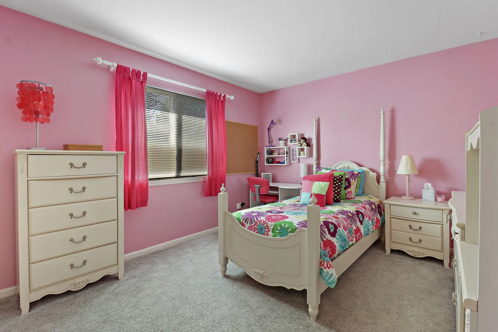 586 Harvard Court IL