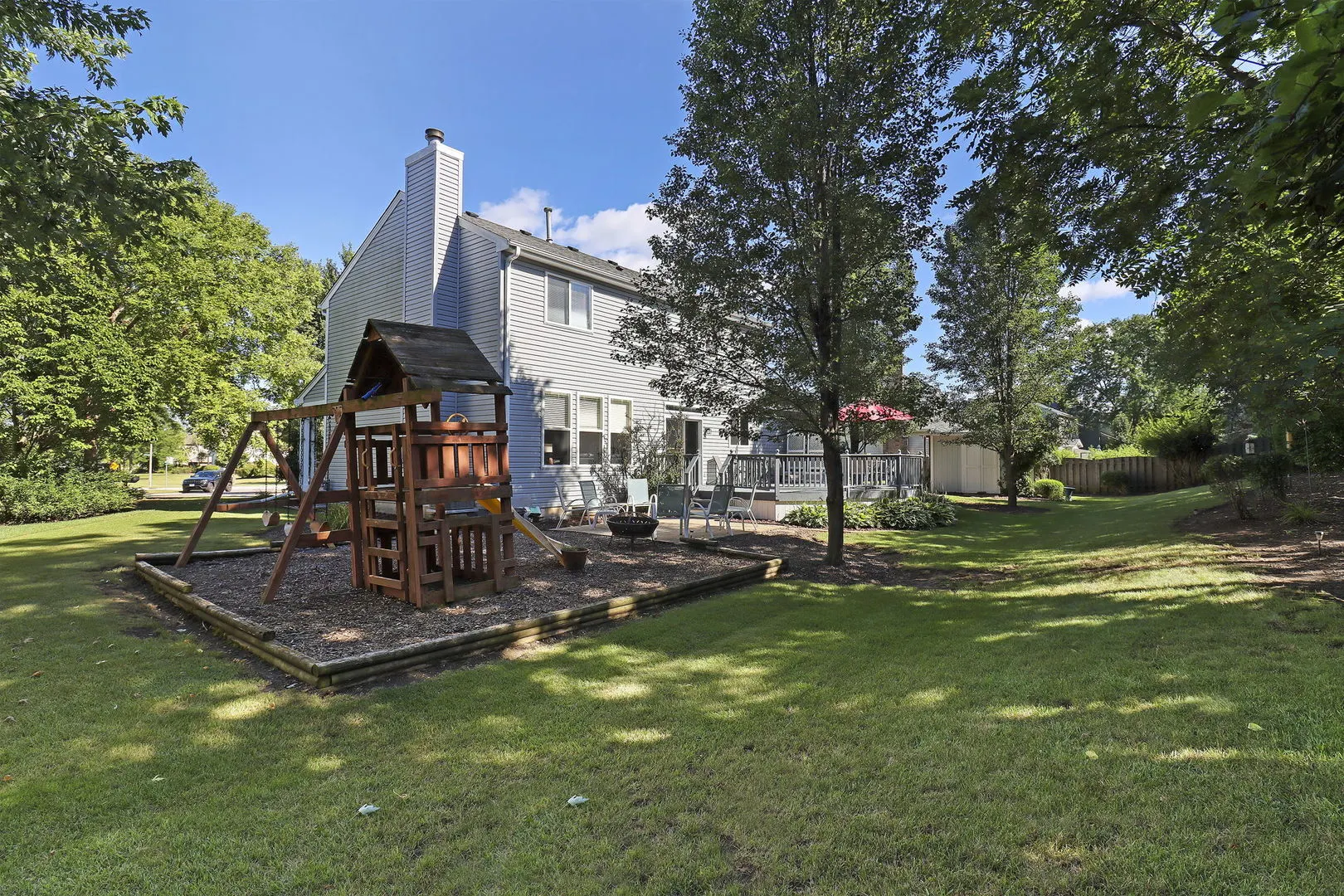 586 Harvard Court IL