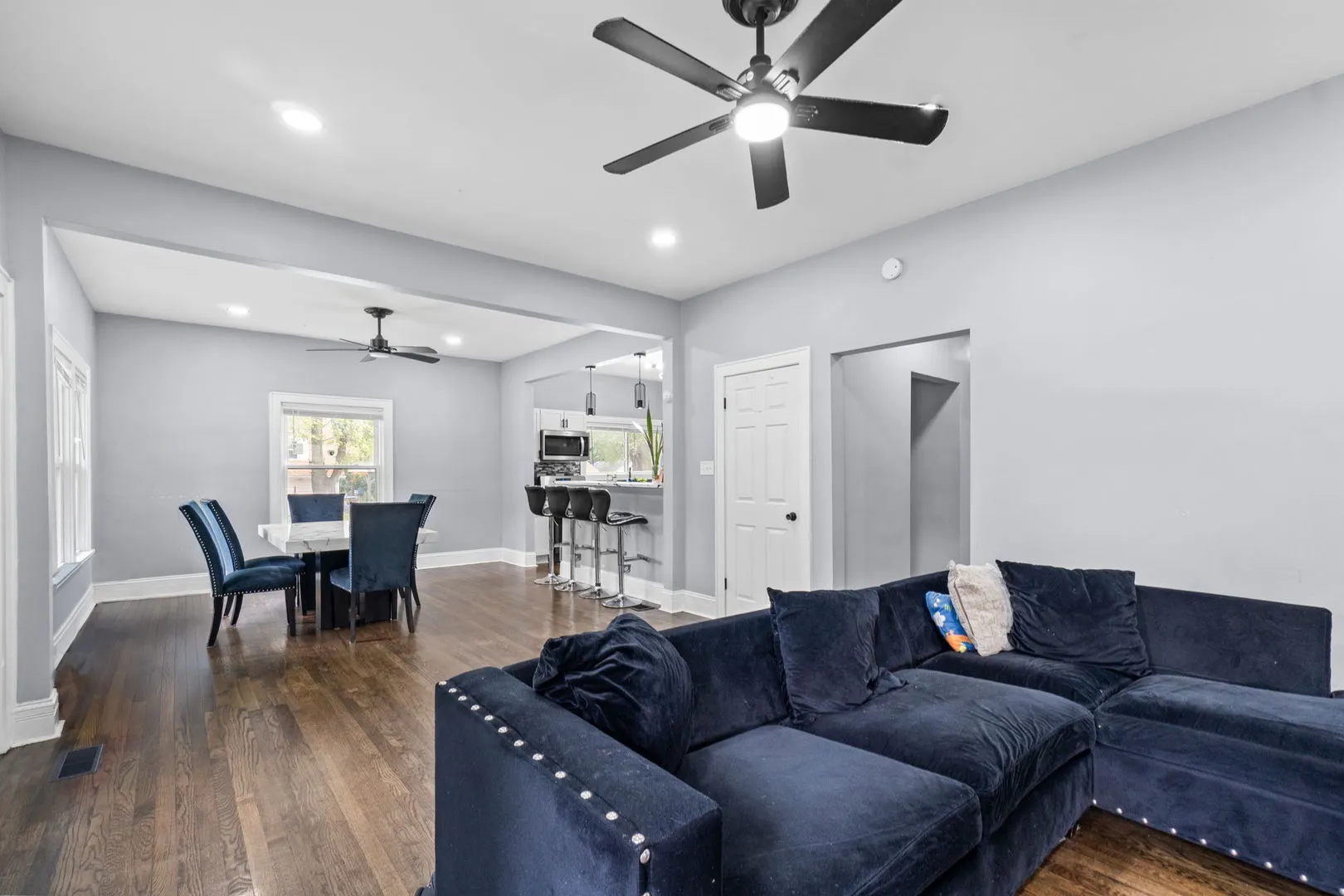 14601 Des Plaines Street IL