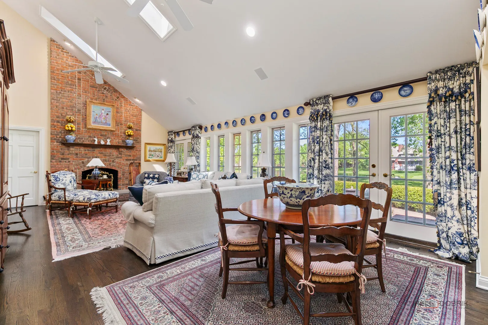 1321 Kimmer Court IL