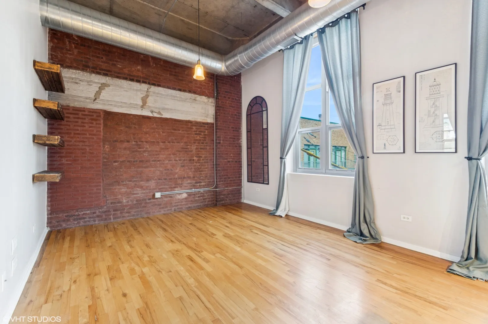 1735 N Paulina Street 322 IL