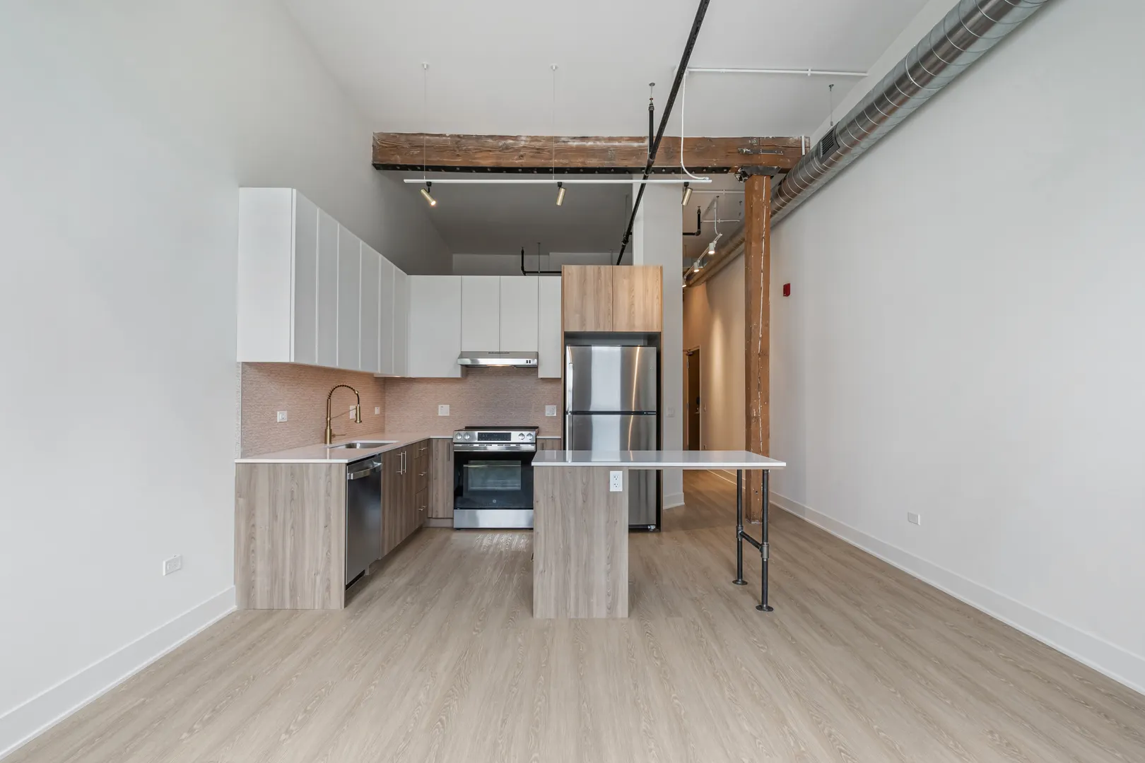 1040 W Huron Street 307 IL
