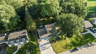 5647 Inverness Drive IL