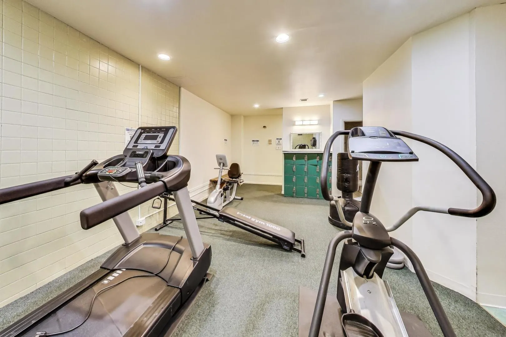 5840 W 104th Street 209 IL