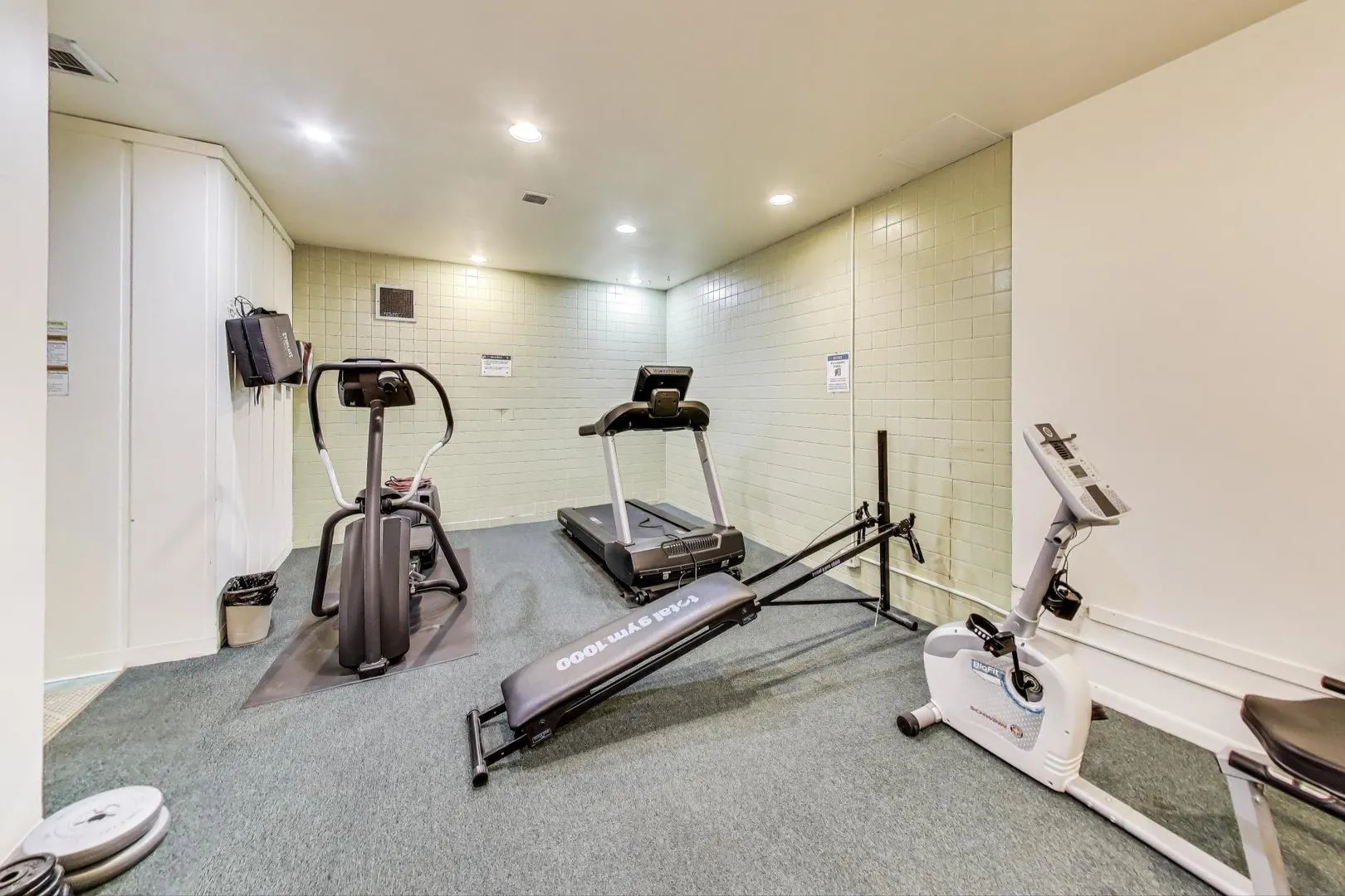 5840 W 104th Street 209 IL