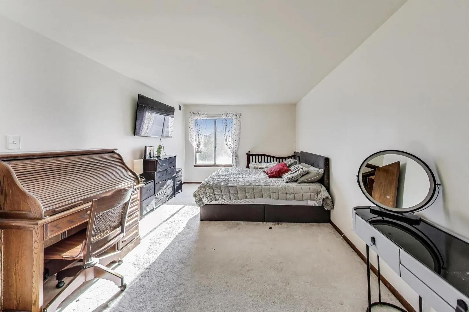 5840 W 104th Street 209 IL