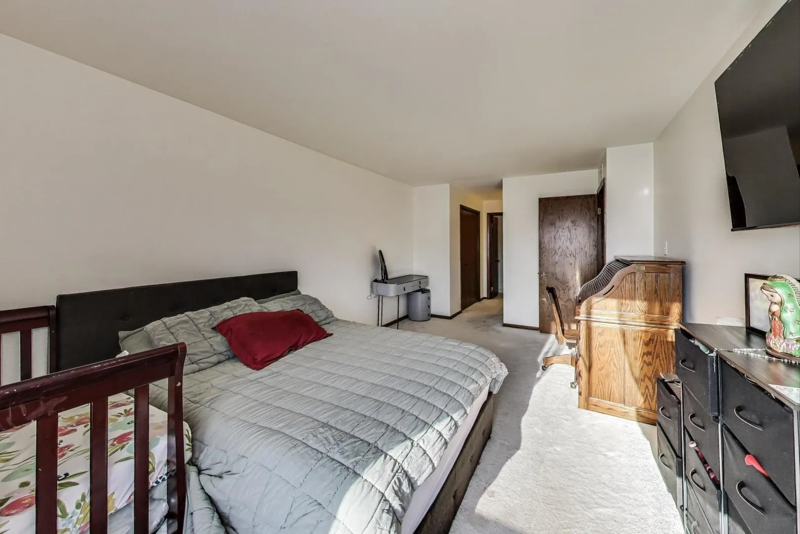 5840 W 104th Street 209 IL