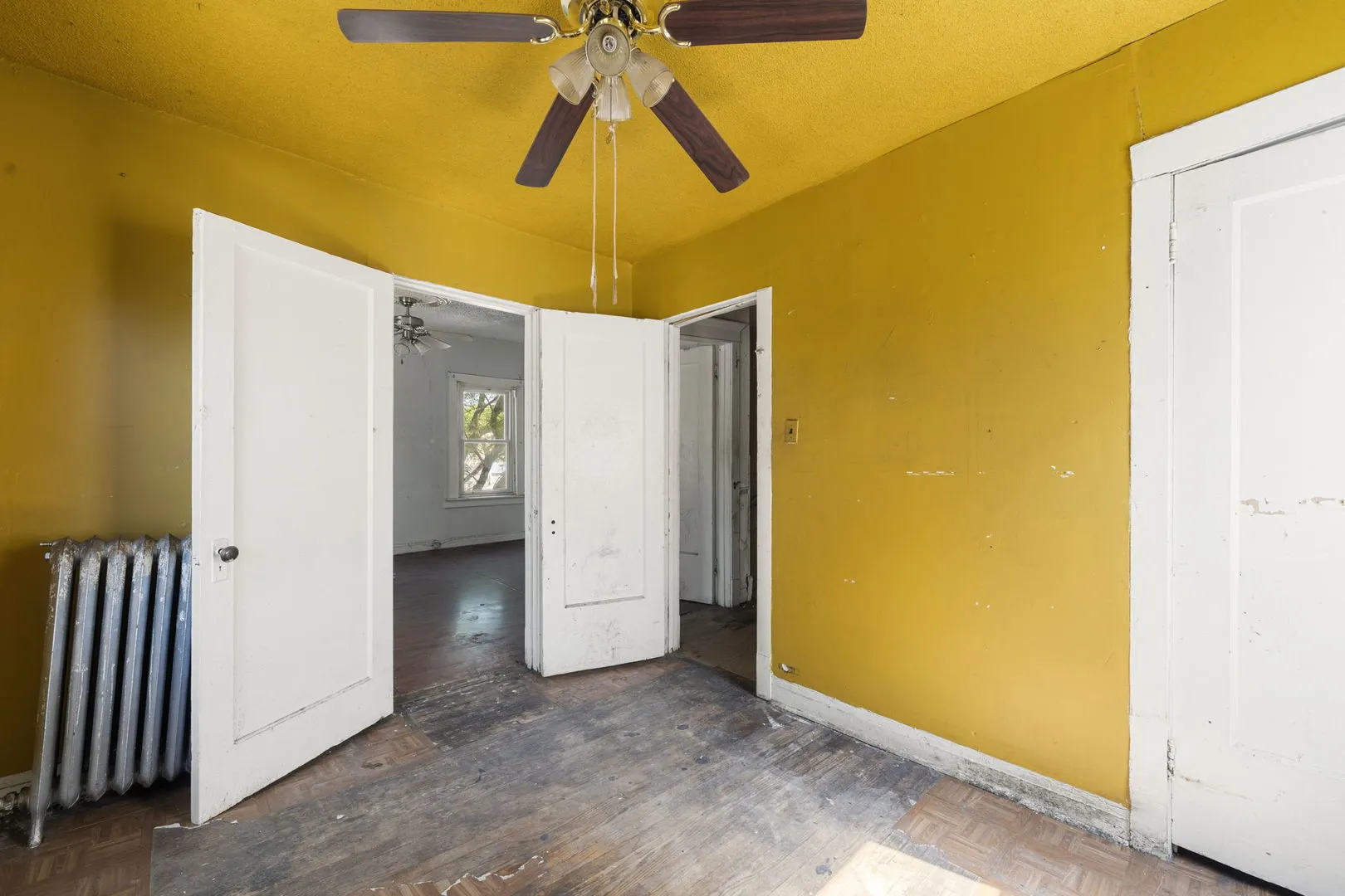 1059 N Lorel Avenue IL