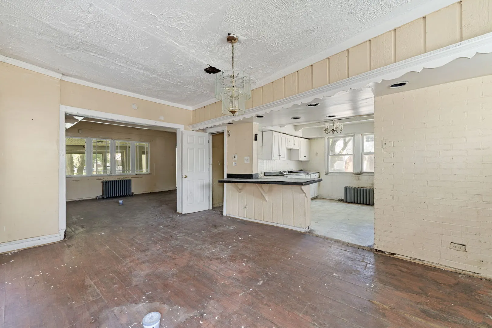 1059 N Lorel Avenue IL