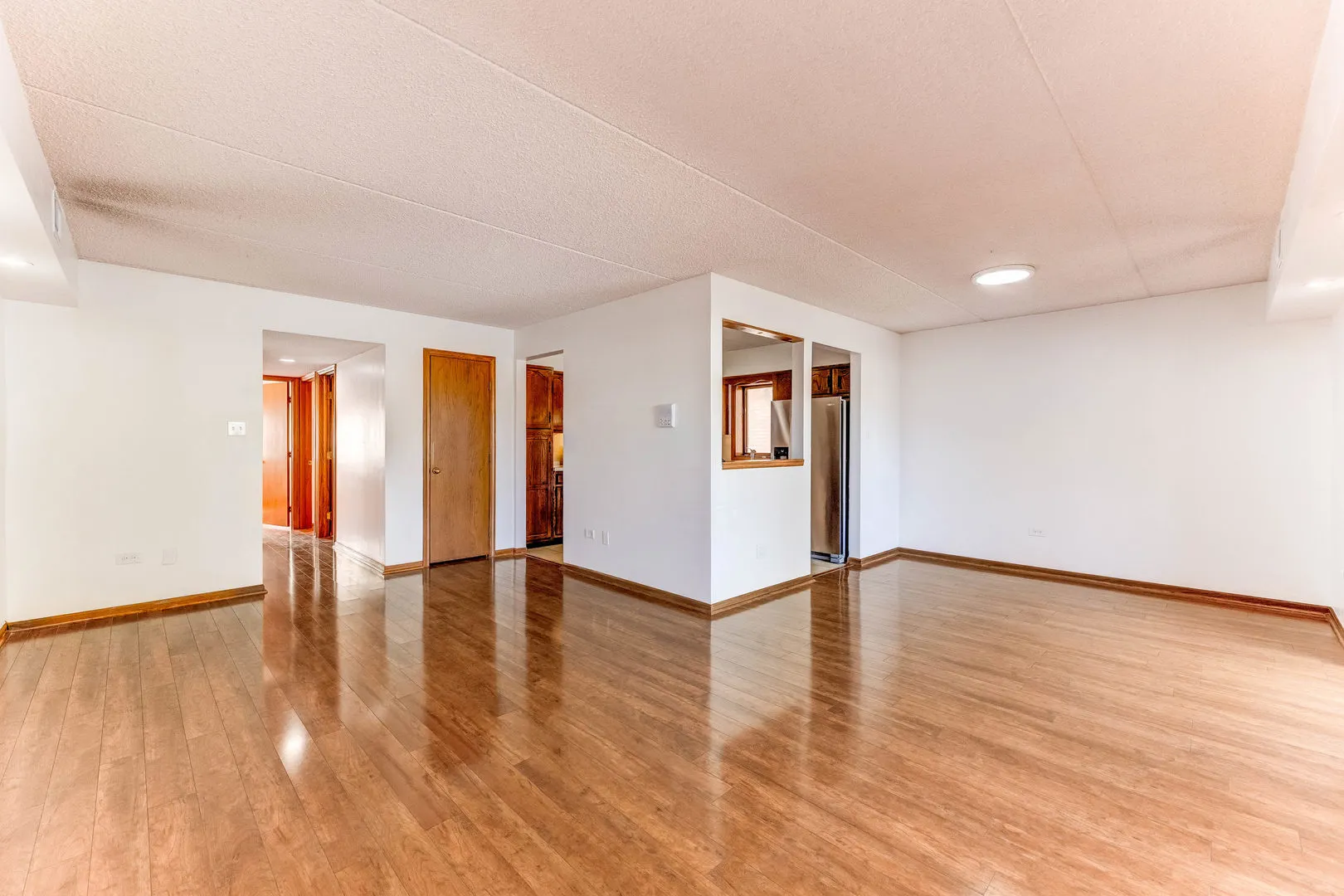 6515 W 63rd Street 1B IL