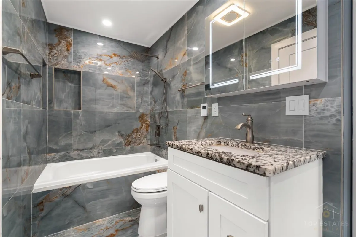 2807 Martin Lane IL