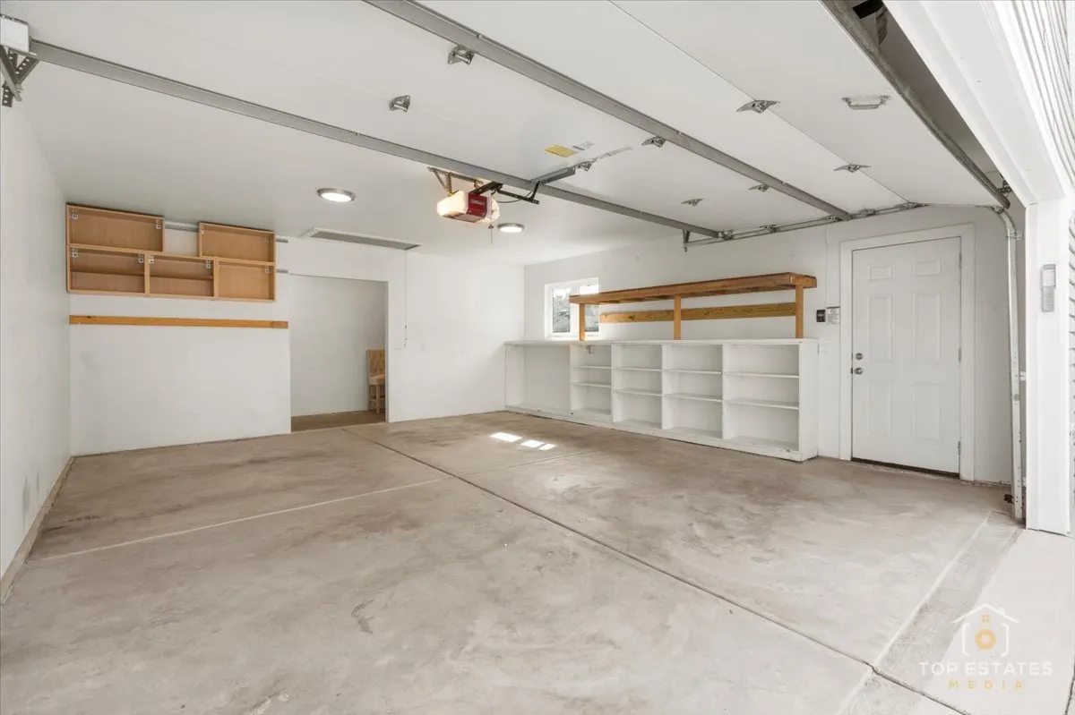 2807 Martin Lane IL