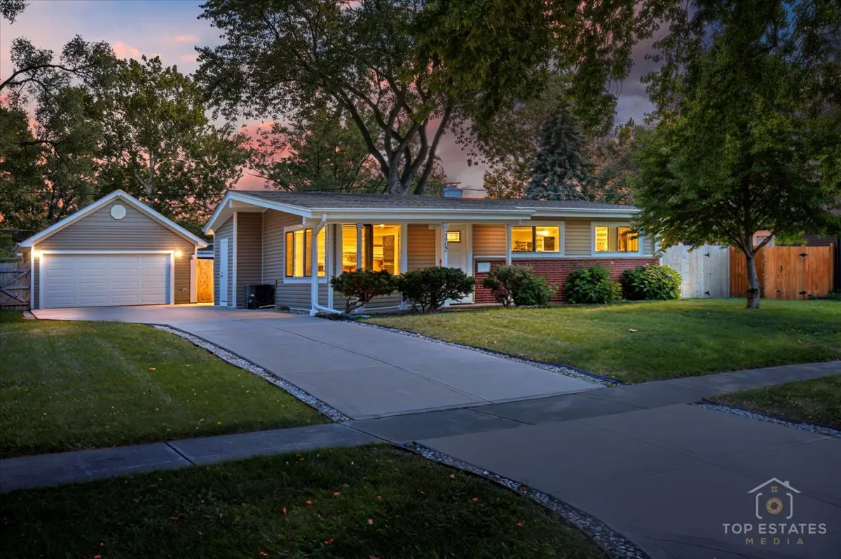 2807 Martin Lane IL