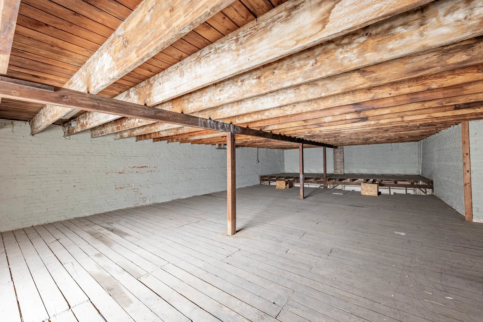 2711 W CERMAK Road IL