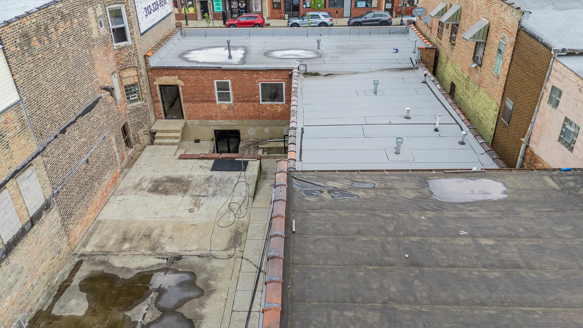 2711 W CERMAK Road IL