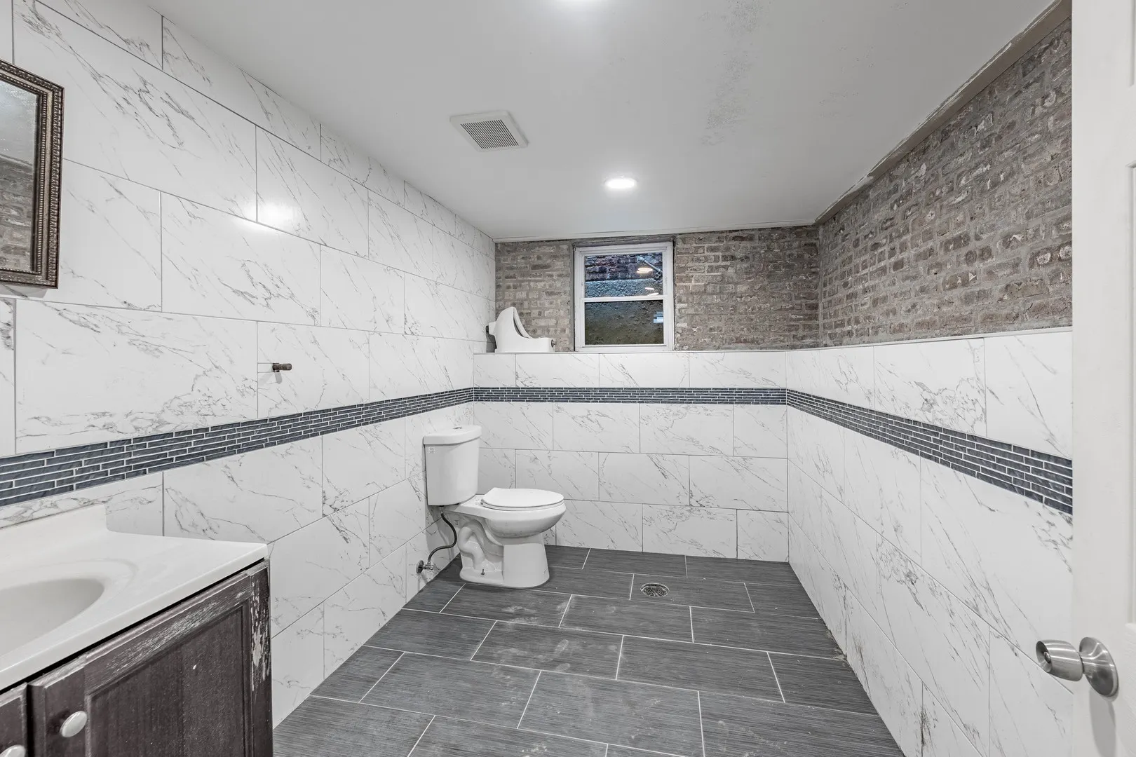 2711 W CERMAK Road IL