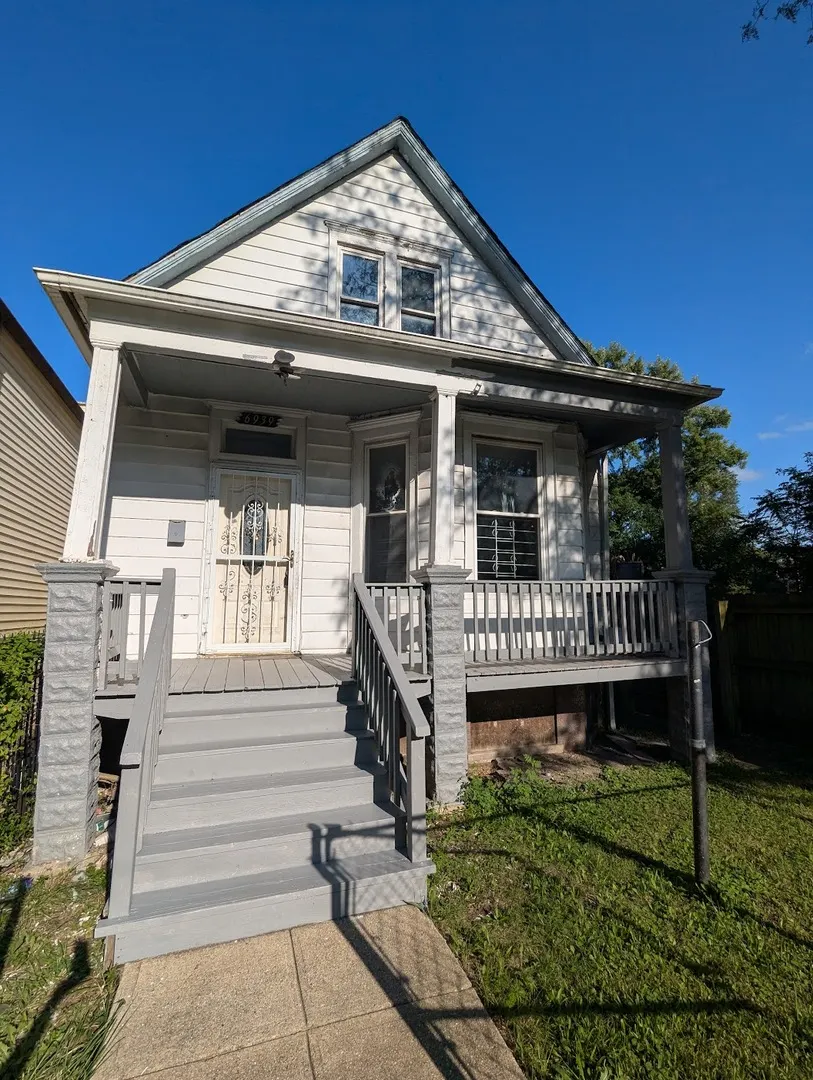 6939 S ADA Street IL