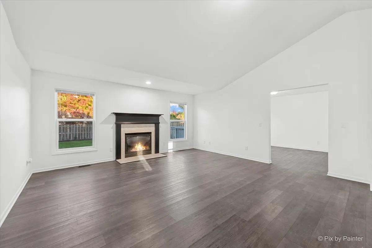 583 Bayfield Drive IL