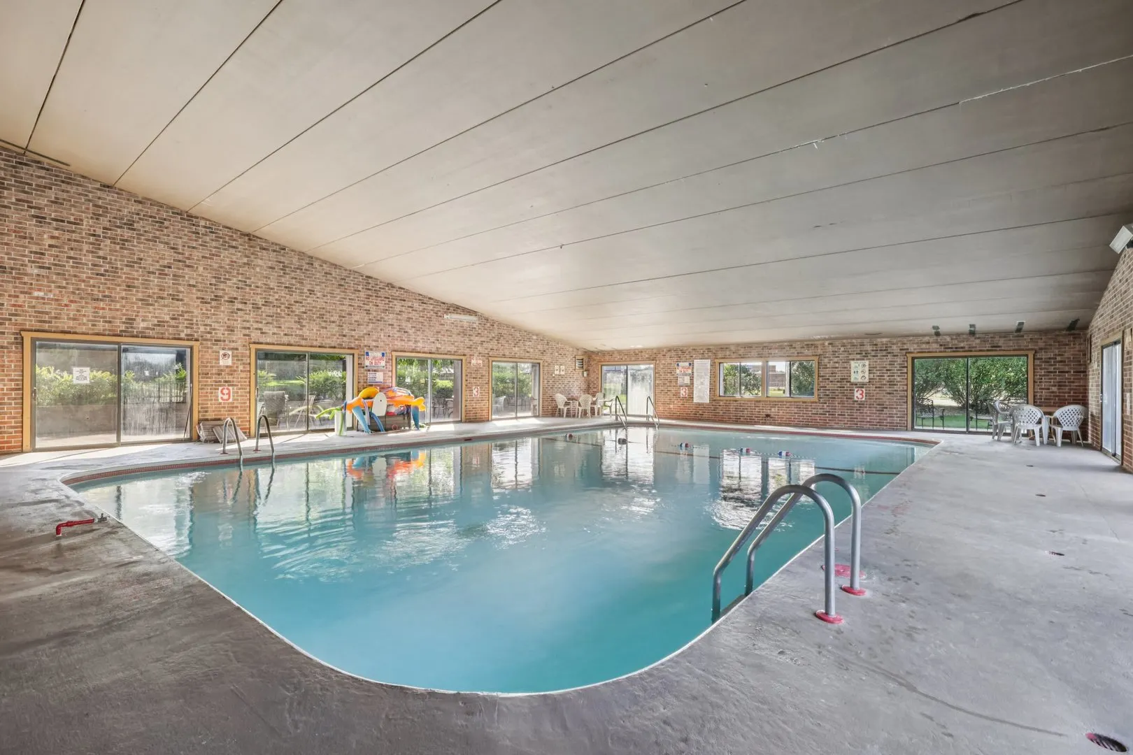 1424 Woodbridge Road 1H IL