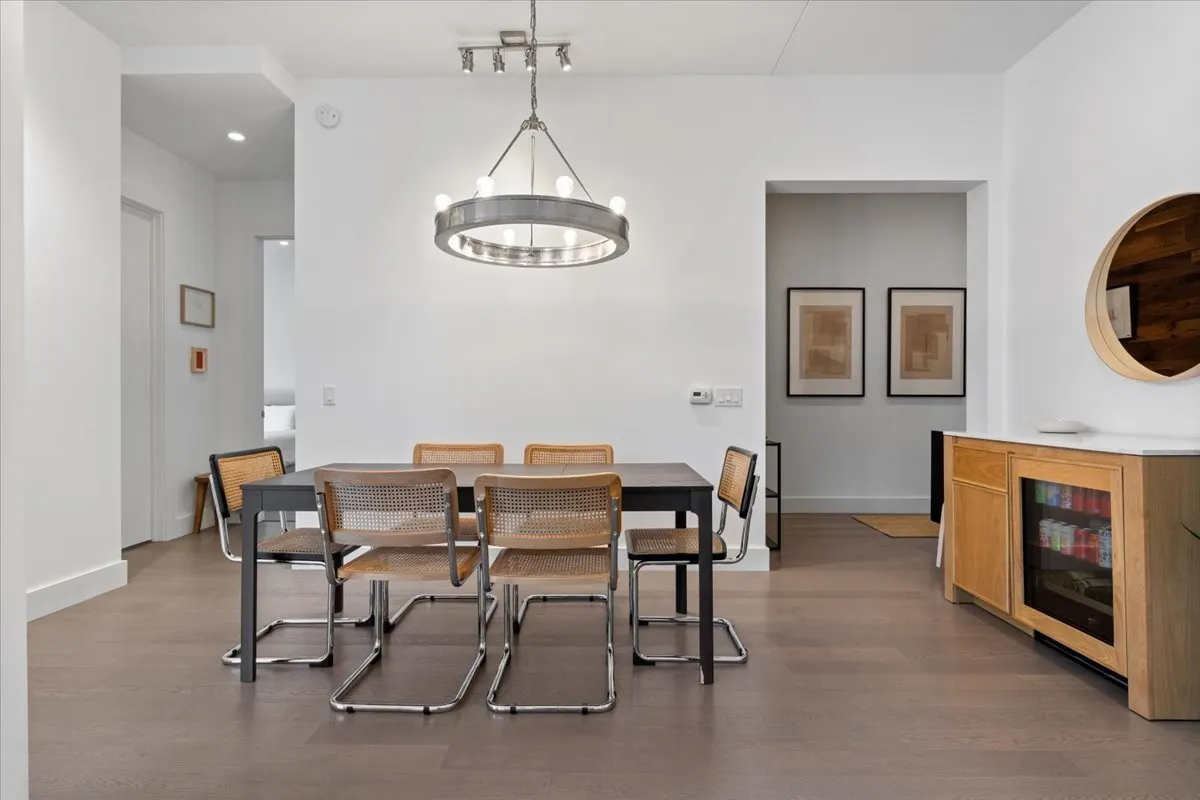 367 W Locust Street 506 IL