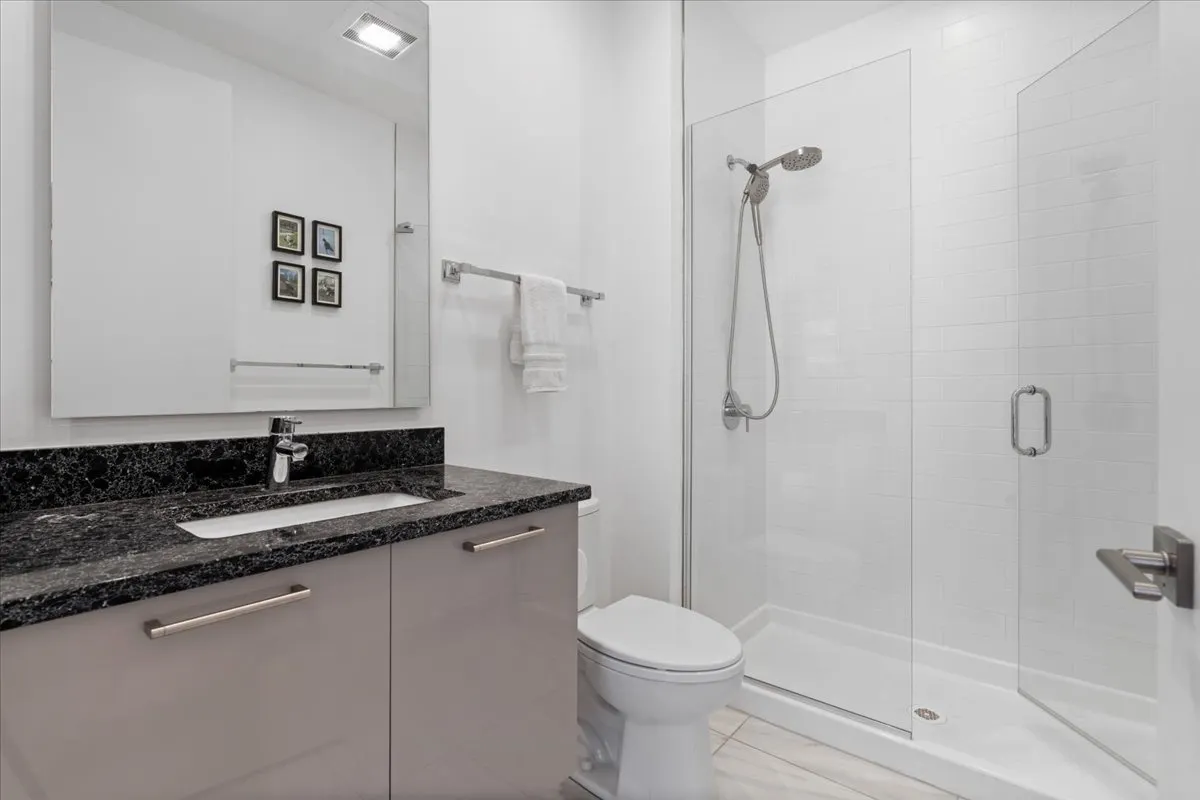 367 W Locust Street 506 IL