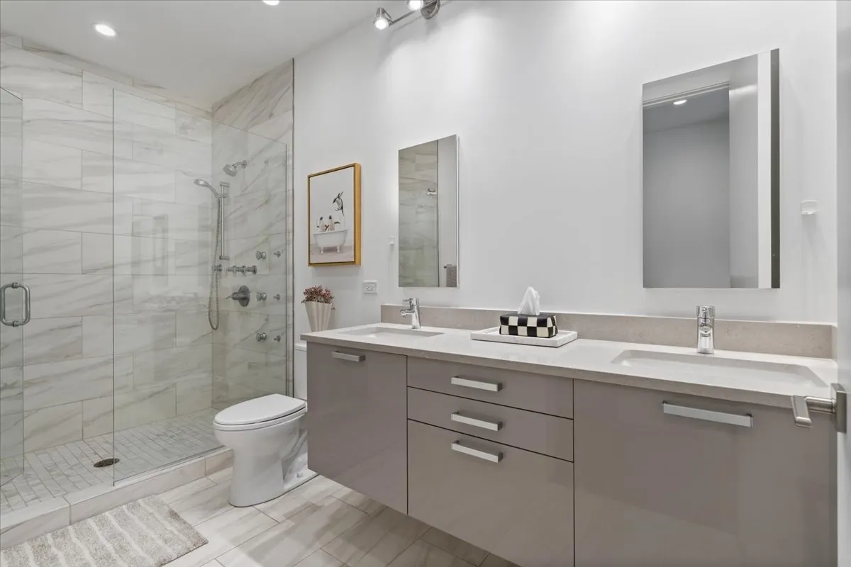 367 W Locust Street 506 IL