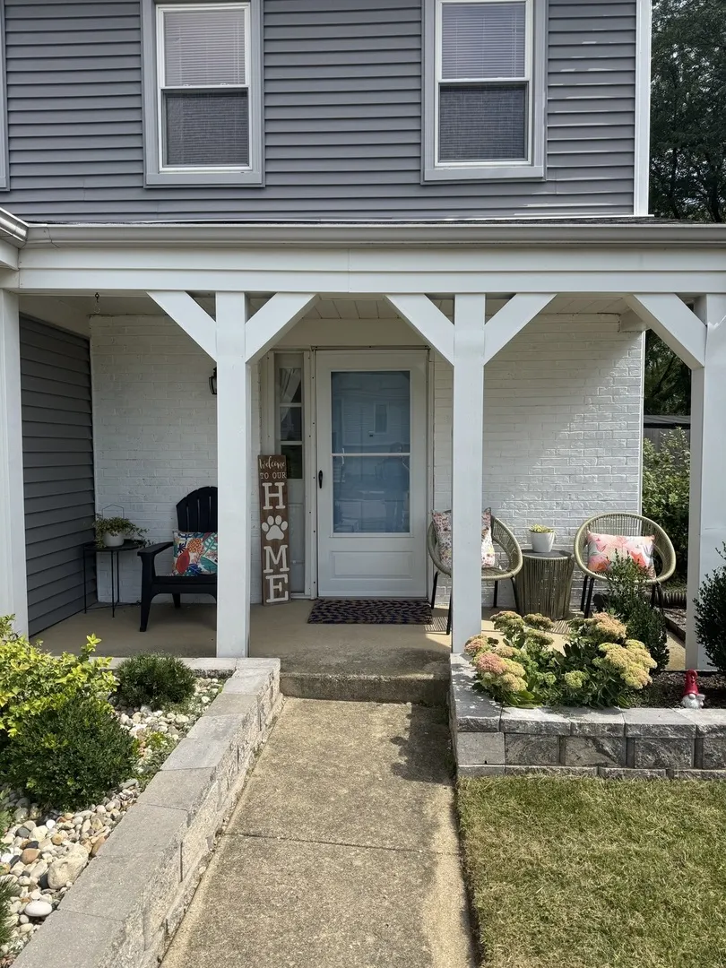 815 Woodside Drive IL