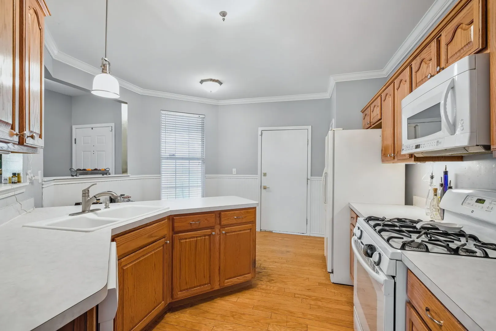 2948 Waters Edge Circle IL