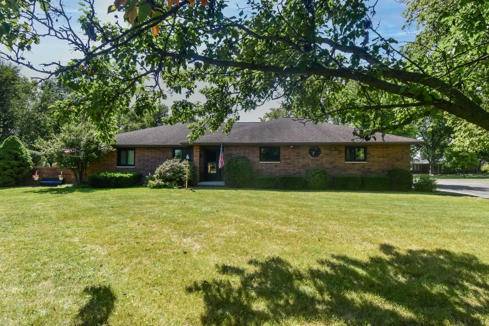 1304 W Reynolds Street IL