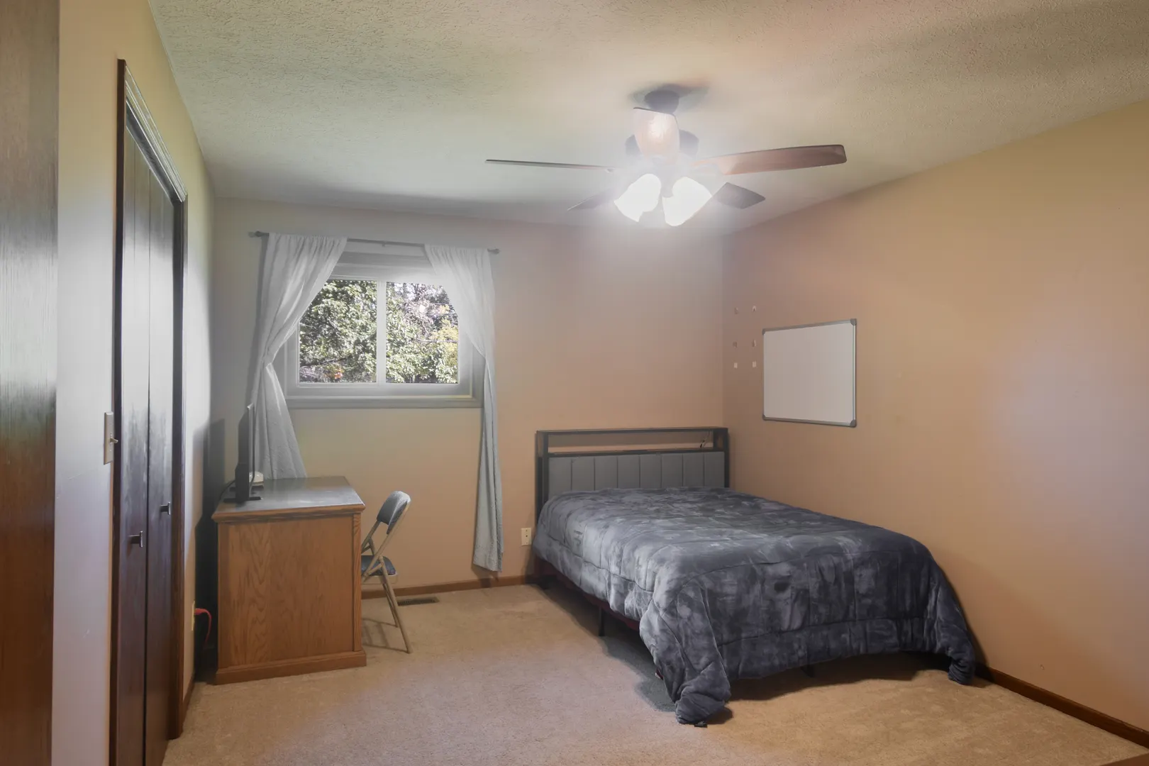 1304 W Reynolds Street IL