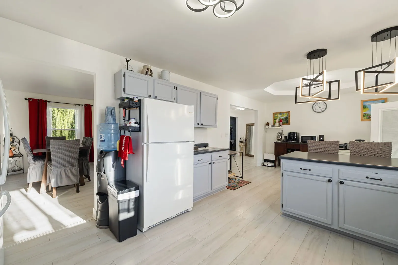 161 N Robert Drive IL