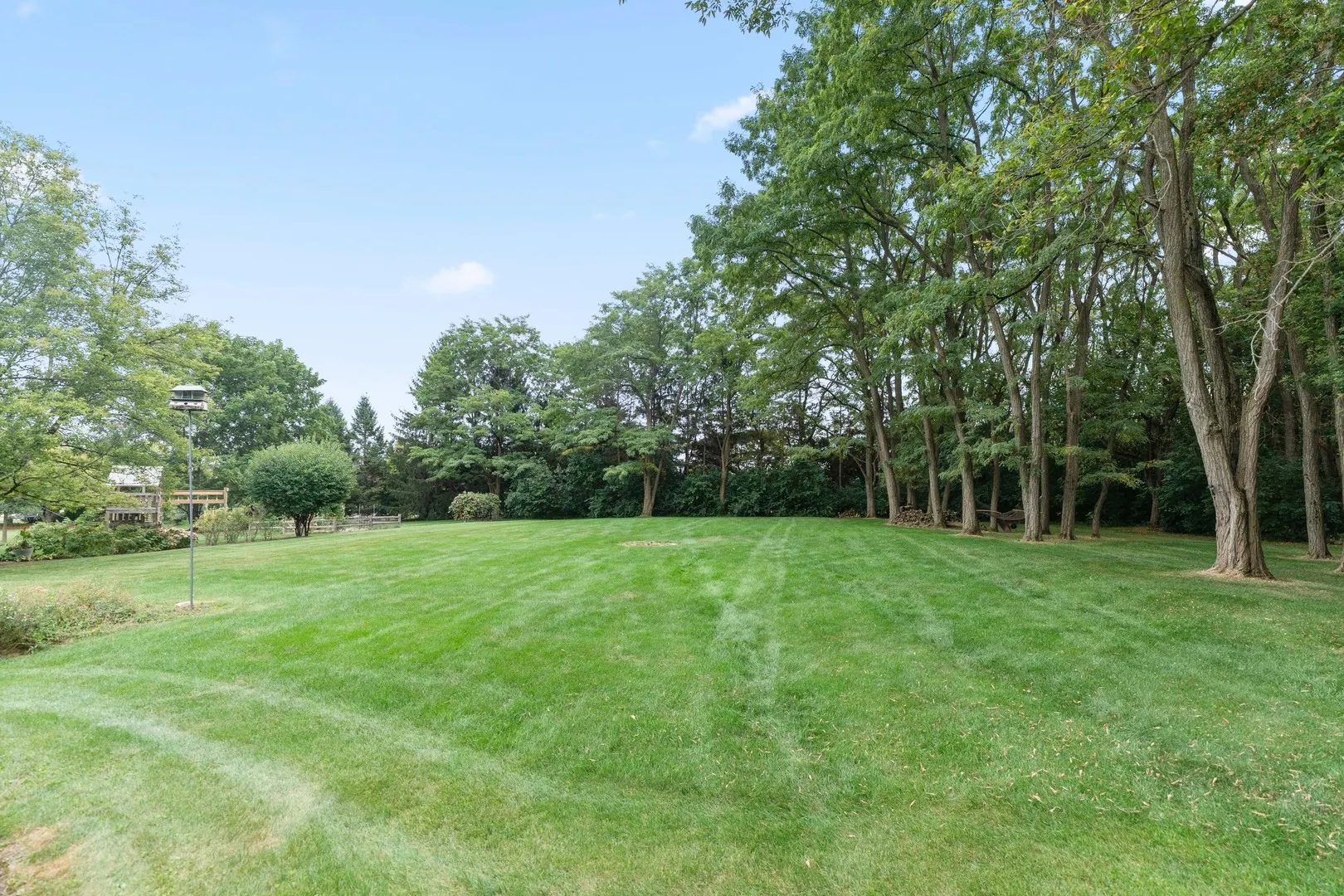 40W035 Deer Run Drive IL