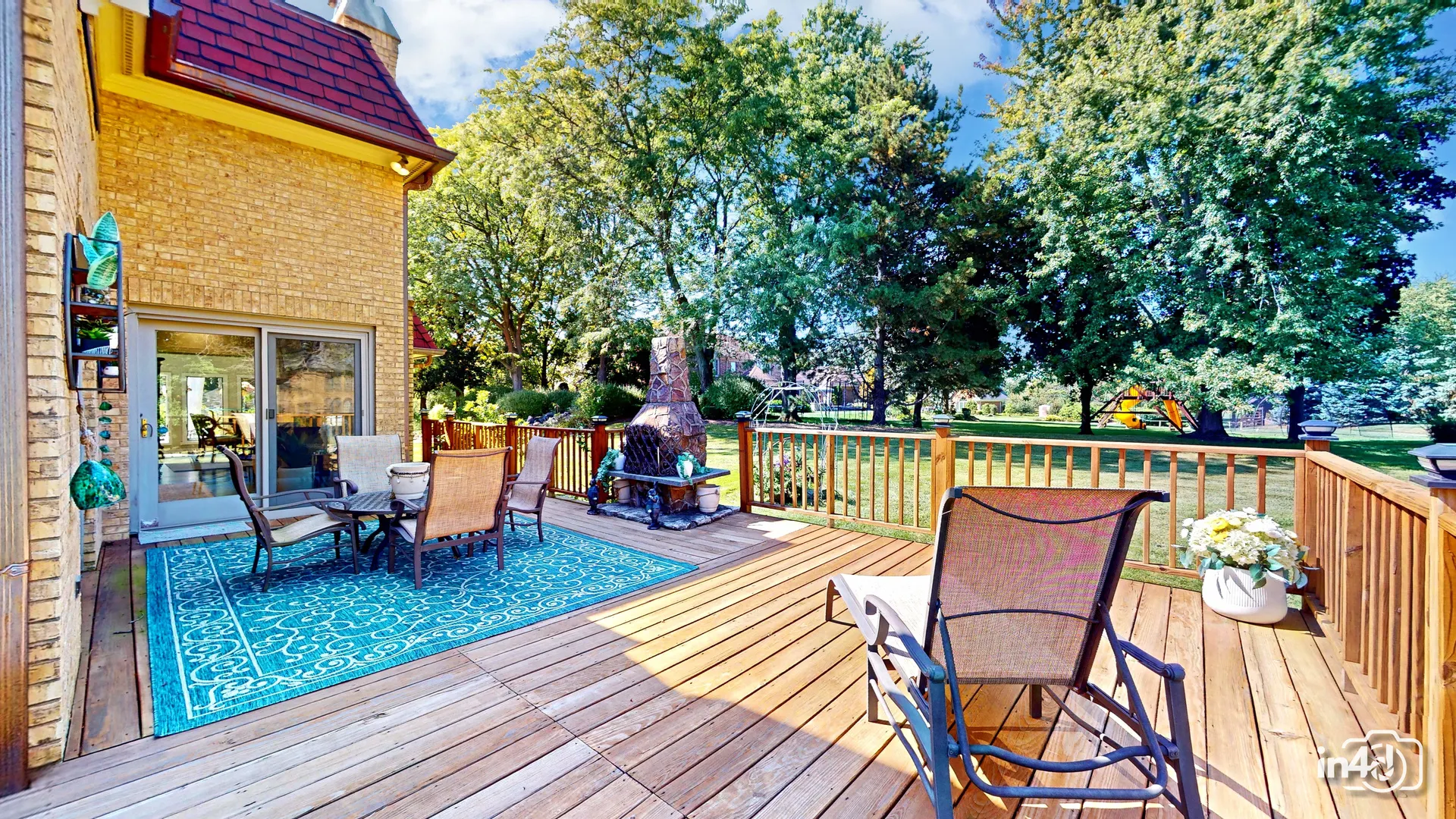 590 Windsor Circle IL