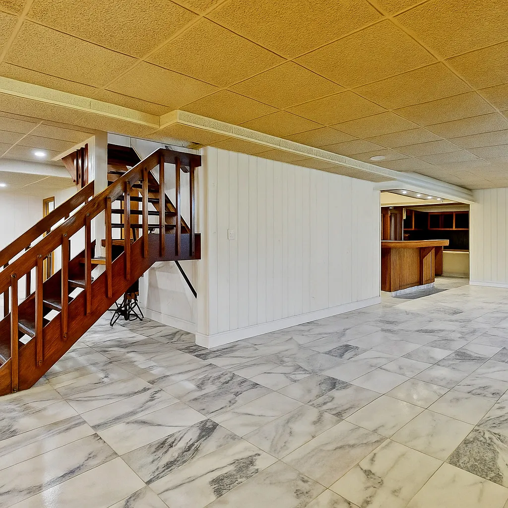 590 Windsor Circle IL