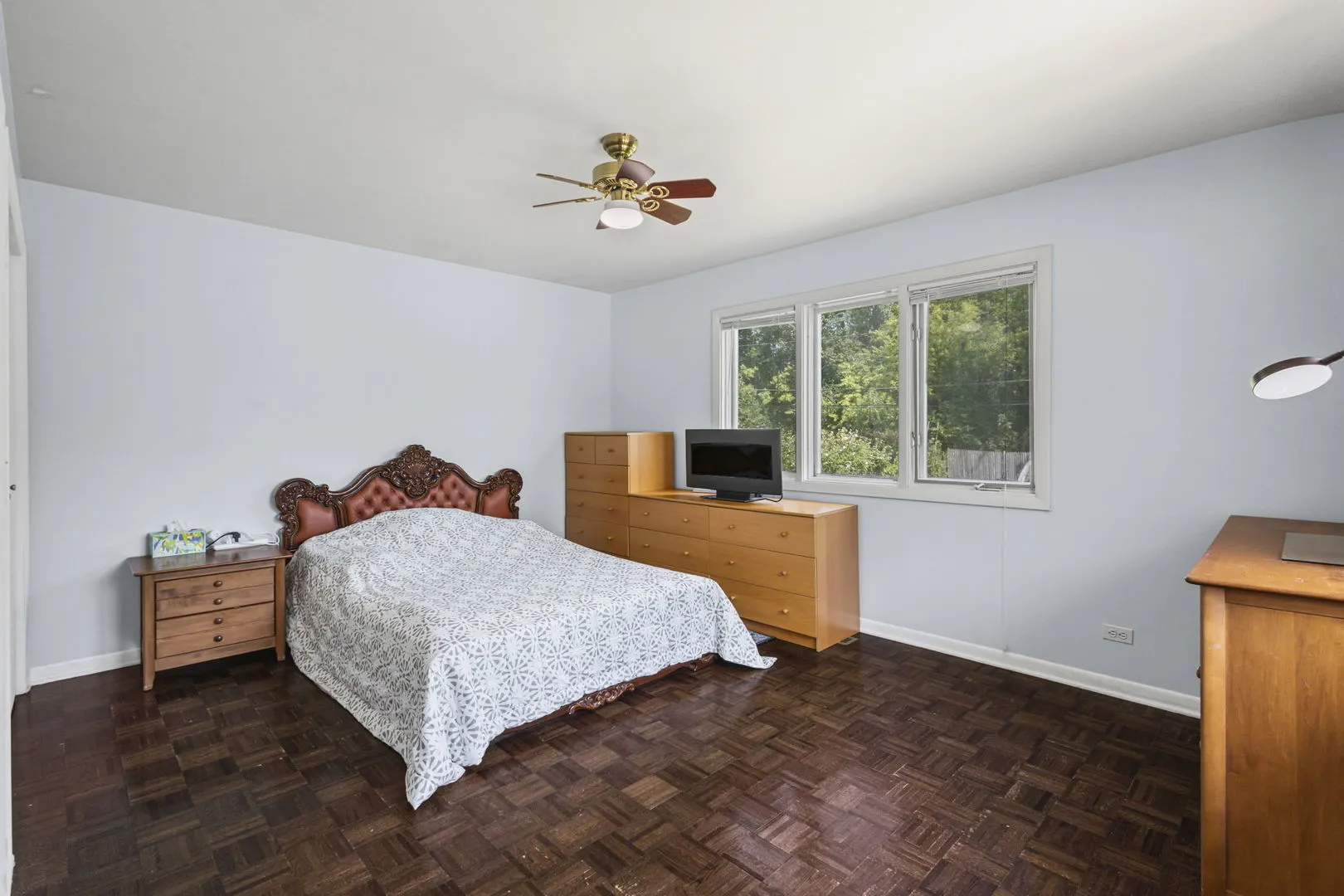 513 Edens Lane IL