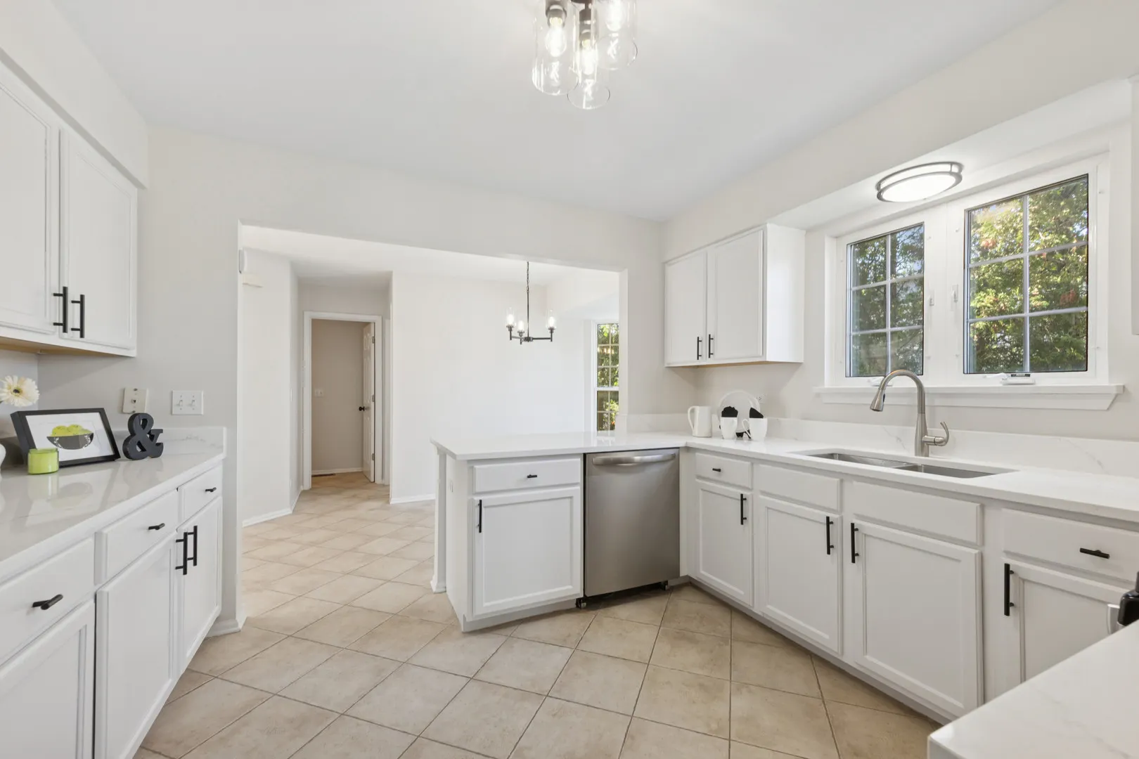 719 Citadel Drive IL