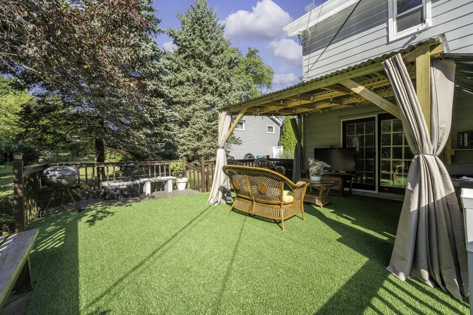 3205 W Vista Terrace IL