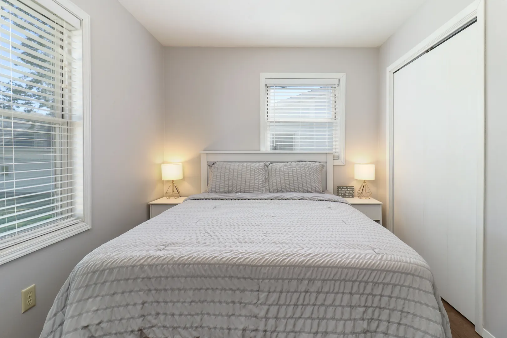 307 1/2 Church Street IL