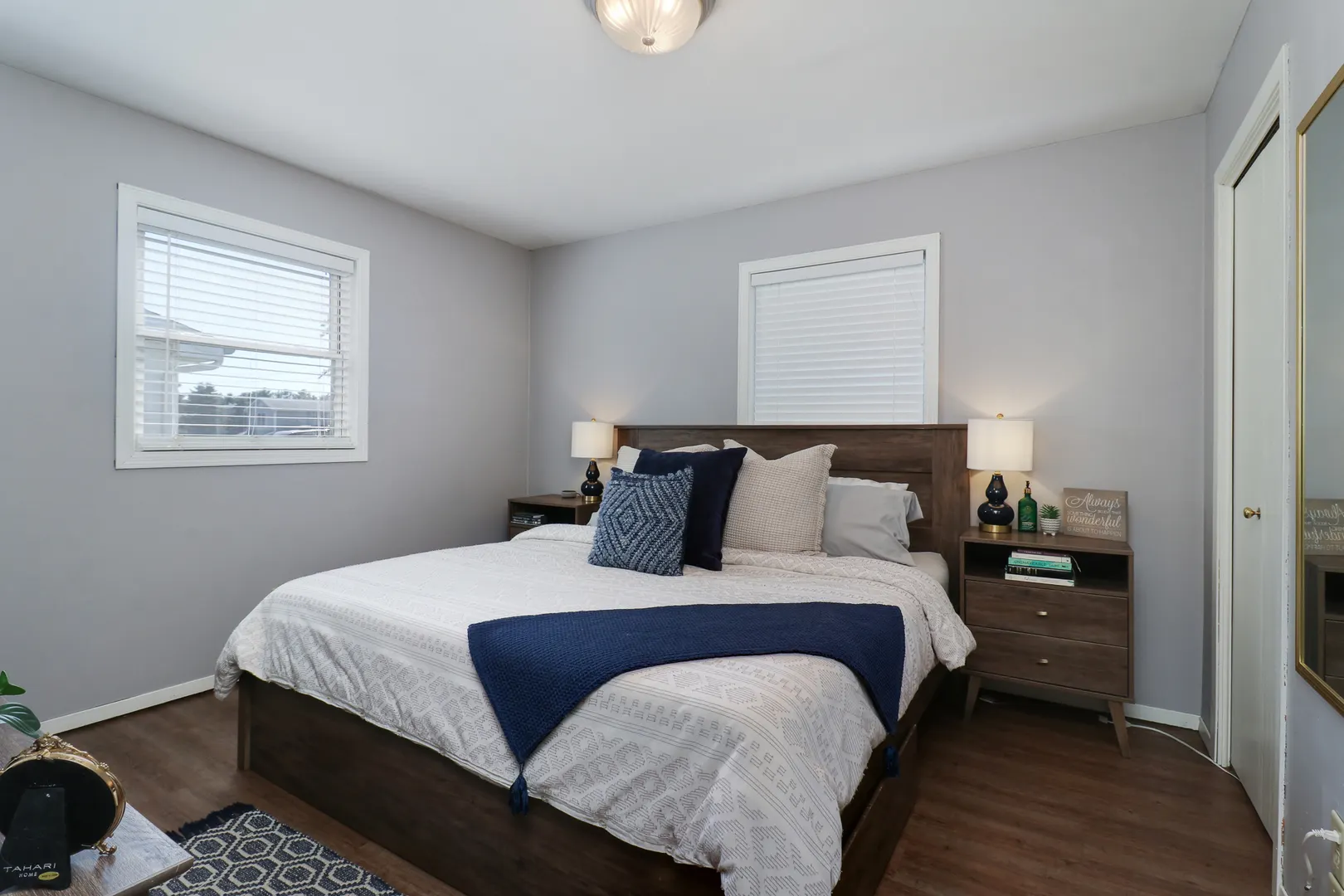 307 1/2 Church Street IL