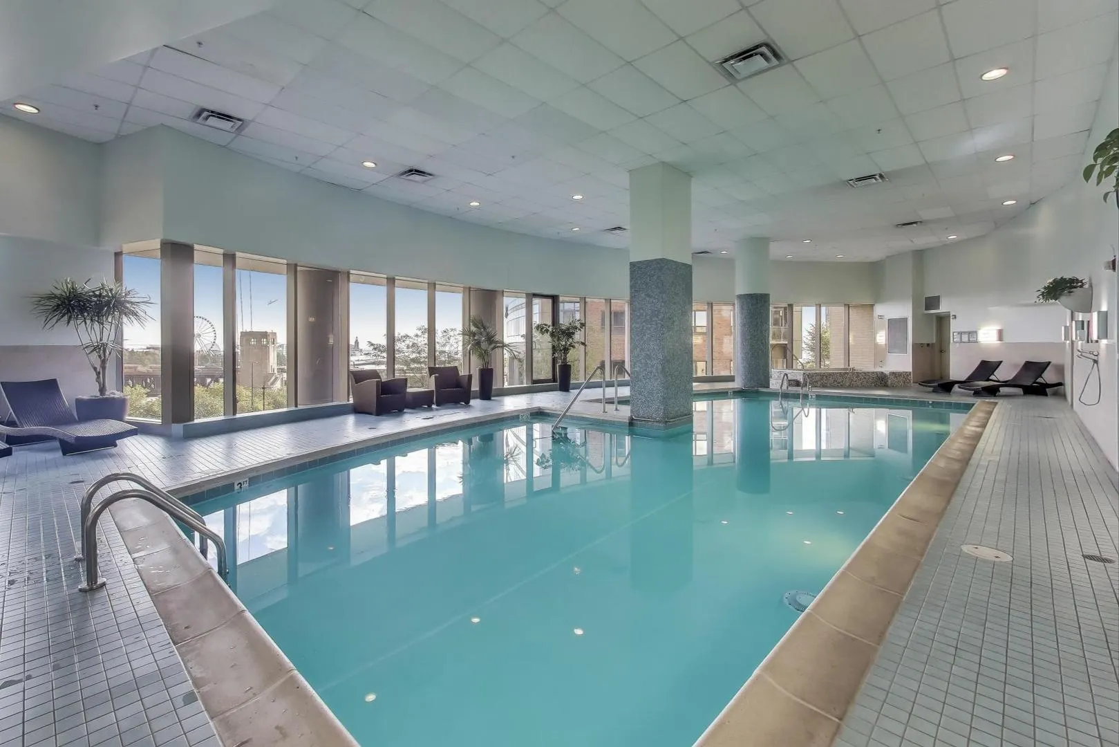 420 E Waterside Drive 3304 IL