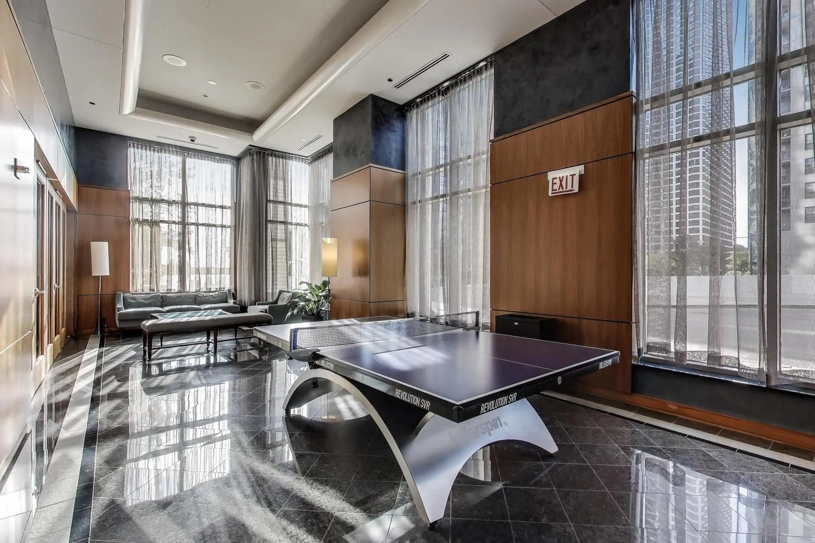 420 E Waterside Drive 3304 IL