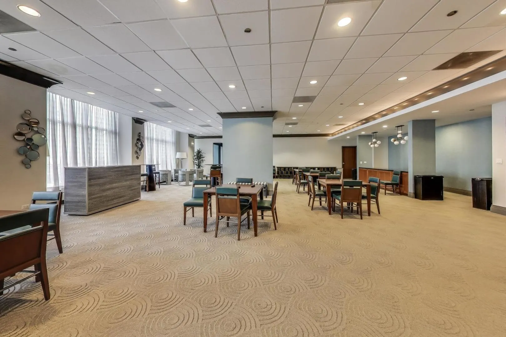420 E Waterside Drive 3304 IL
