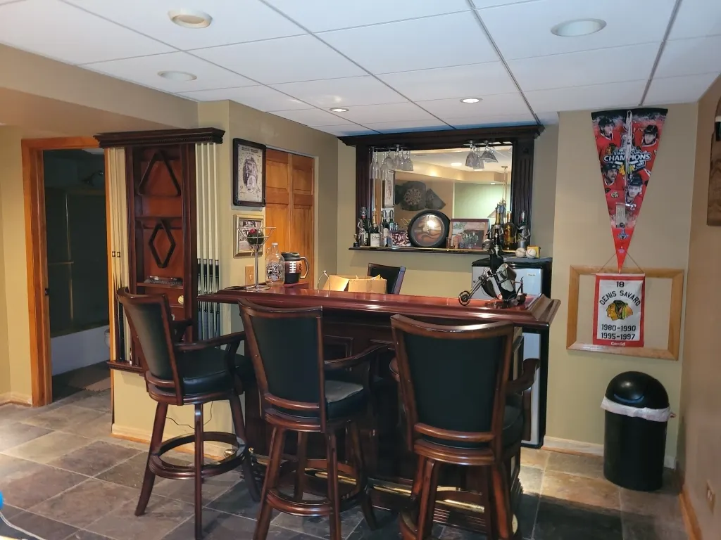 741 Regal Lane IL